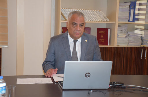 “İcra başçısı 200 nəfərin kartını mənimsəyib” — VİDEO