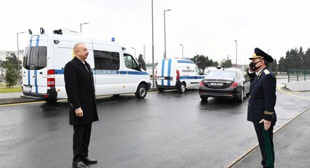 İlham Əliyev Baş Prokurorluğun yeni inzibati binasının açılışında iştirak etdi