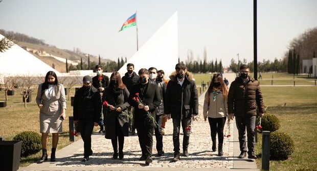 Gənclər təşkilatları 31 Mart soyqırımının qurbanlarını yad etdilər – FOTO