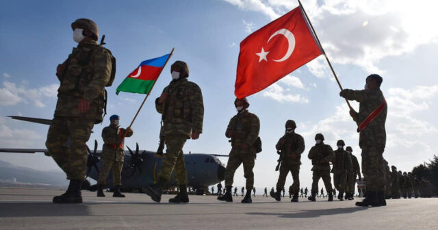 Hərbçilərimiz təlim üçün Türkiyəyə yollandı – FOTO