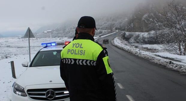 Yol polisindən sürücü və piyadalara XƏBƏRDARLIQ