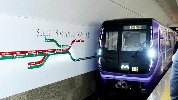 Metronun 8 Noyabr stansiyası istifadəyə verildi
