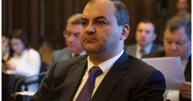 Ermənistanın baş prokuroru Rusiyaya gedib