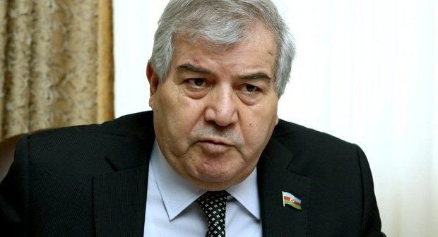 “Əgər qanunun meyarlar izah edilməsə, aydınlaşdırılmasa mən qanunun lehinə səs verə bilməyəcəm”. – Sabir Rüstəmxanlı “Əgər qanunun meyarlar izah edilməsə, aydınlaşdırılmasa mən qanunun lehinə səs verə bilməyəcəm”. – Sabir Rüstəmxanlı