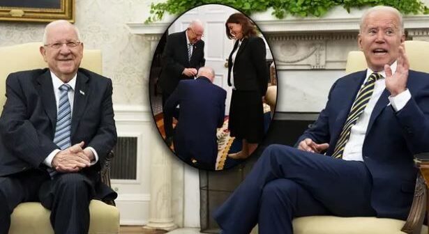 Amerika prezidenti, İsrail prezidenti qarşısında diz çökdü – FOTO