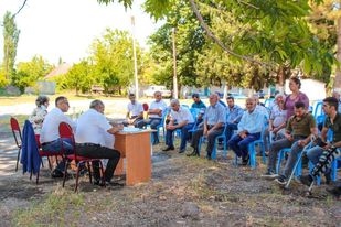 Deputat seçicilərlə görüşdü: Qazilər öz problemlərini qaldırdı