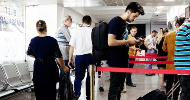 Avtovağzal Kompleksi: Sərnişinlərdən kimsə artıq vəsait tələb edə bilməz