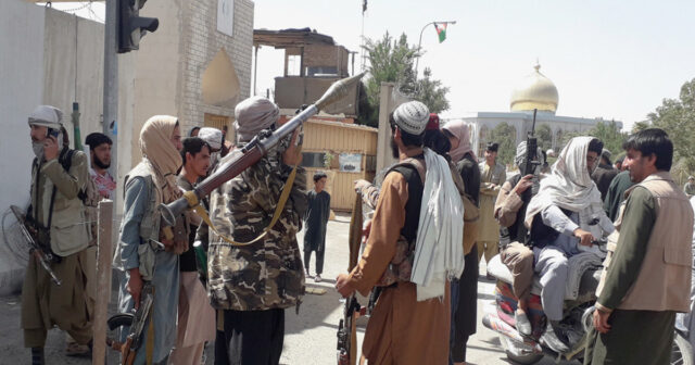 Taliban Kabilə döyüşsüz girmək üçün danışıqlara başladı