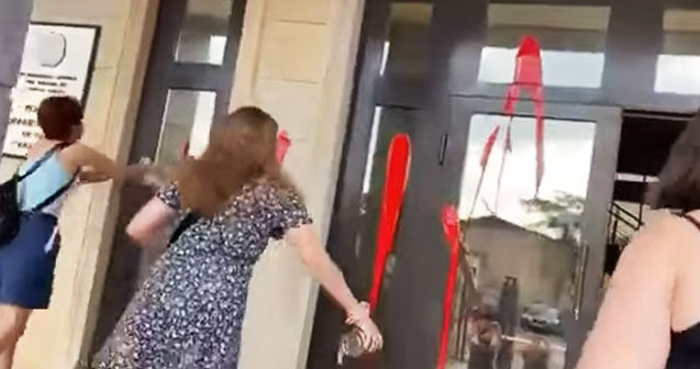 Feministlərin aksiyası ilə bağlı –  NAZİRLİKDƏN AÇIQLAMA