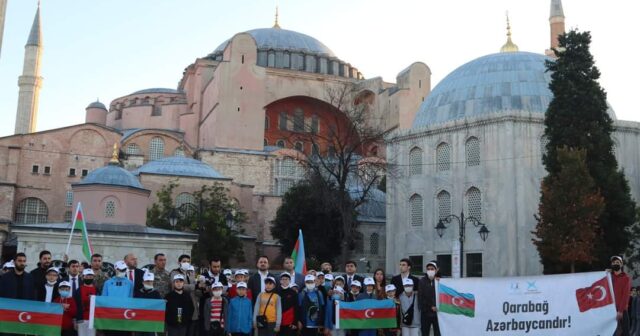 İstanbulda Vətən müharibəsi şəhidlərinin anım mərasimi keçirildi – FOTOLAR