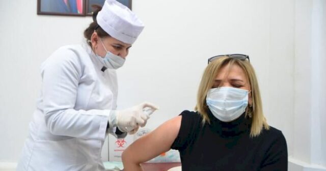 Vaksin vurdurmayanlarda koronadan ölüm riski 11 dəfə çoxdur