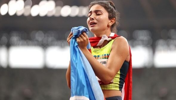 Lamiyə Vəliyeva Paralimpiya rekordu qıraraq qızıl medal qazandı – FOTO/VİDEO