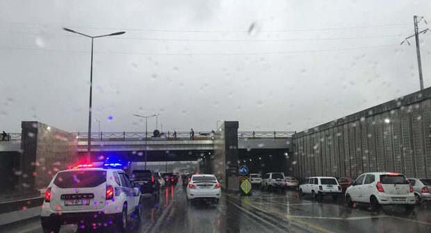 Sumqayıt-Bakı yolunda hərəkət iflic olub – FOTO