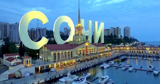 Liderlər niyə Moskvada yox, Soçidə görüşəcək? – “Qarabağdakı separatçıların sonu çatıb”