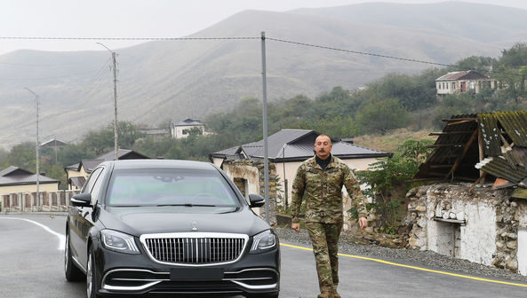 Prezident: “Azərbaycan Ordusunun qabağında Ermənistan ordusu acizdir” – FOTO