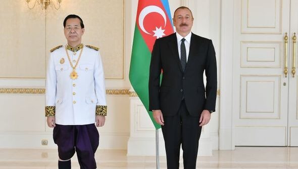 İlham Əliyev dörd ölkənin Azərbaycana yeni təyin olunmuş səfirlərini qəbul edib