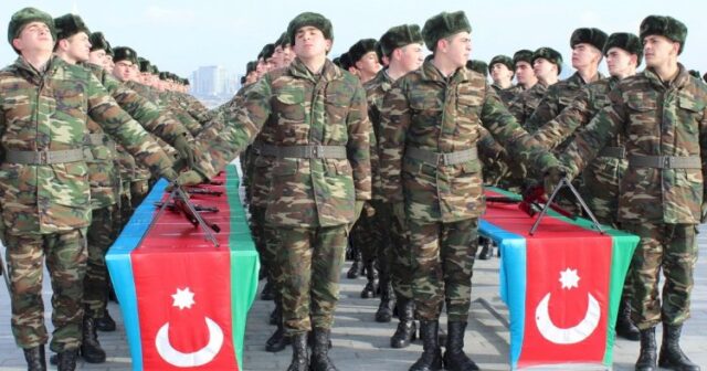 Gənclər hərbi xidmətdən yayınmaq üçün magistraturaya “axın“ edirlər?