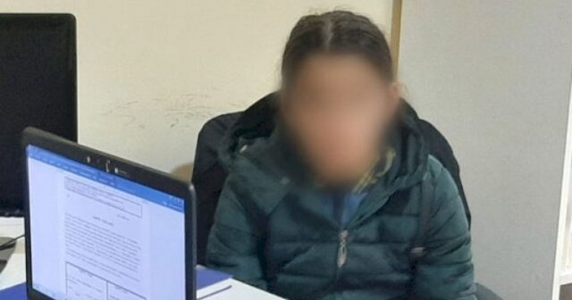 Azərbaycanda narkoman anasından bezən 10 yaşlı qız polisə müraciət etdi