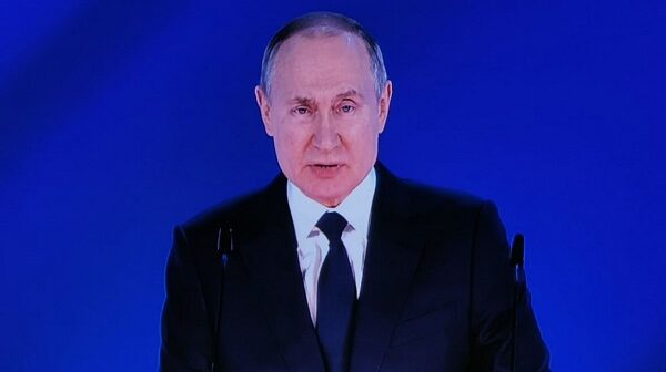 Putin: “Mənim növbəti dəfə prezident seçilmək hüququm var”