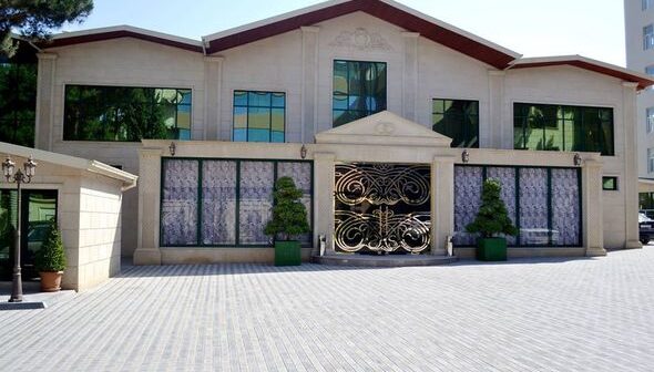 Azərbaycanda məşhur generalın restoranı CƏRİMƏLƏNDİ – FOTO