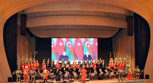 Müdafiə naziri: “Azərbaycan-Türkiyə qardaşlığı sarsılmazdır” – VİDEO