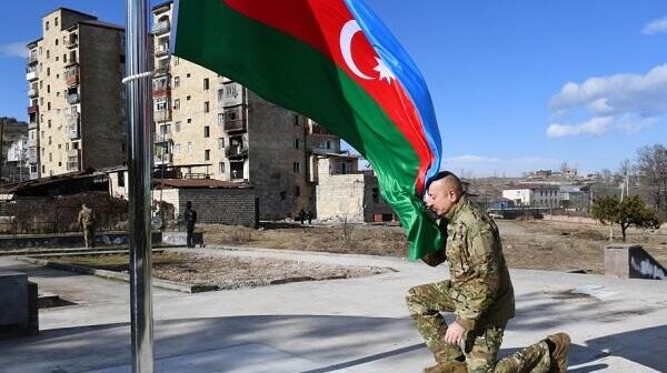 Bayrağımız şərəfimiz və qürurumuzdur
