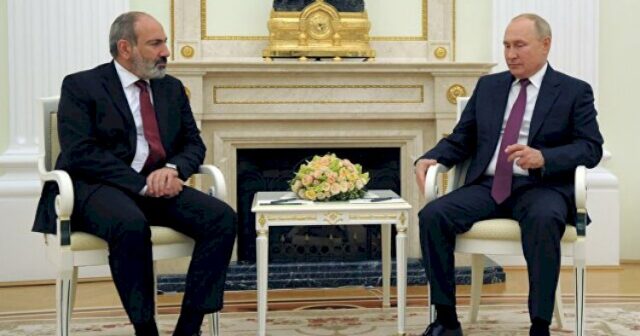 Putin-Paşinyan görüşü başladı