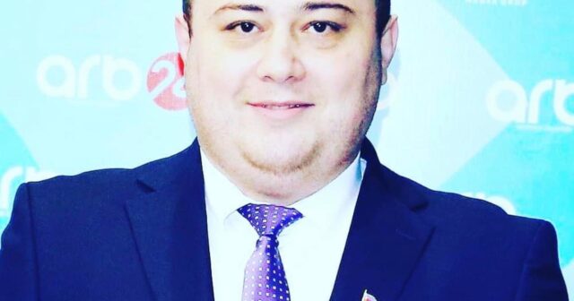 “Təhsil nazirinə hücumları təsadüfi saymıram…” – Emil Məmmədov