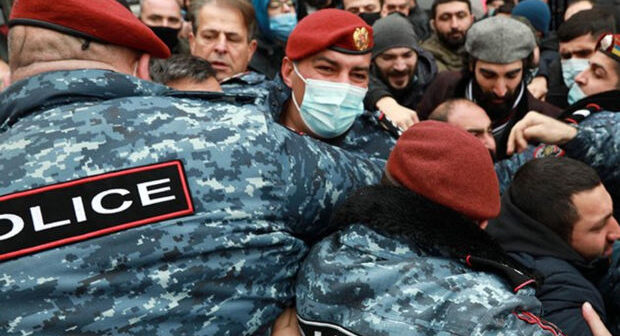 Ermənistanda “sıfır məbləğli oyun”