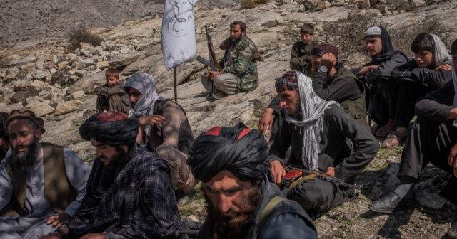 DÜNYA ŞOKDA: Taliban İranın sərhəd məntəqəsini ələ keçirdi – VİDEO