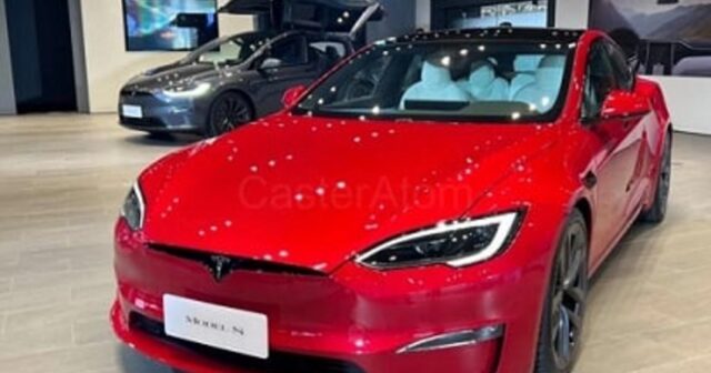 “Tesla” yeni elektrikli avtomobilini təqdim edib