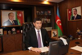 Yasamal sakinləri icra başçısının “Əjdaha” ləqəbli adamına etiraz edir