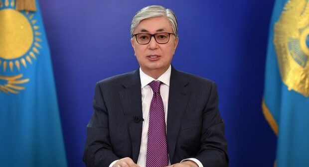Tokayev xalqa müraciət etdi: Nazarbayevin ömürlük səlahiyyətini öz üzərinə götürdü – VİDEO