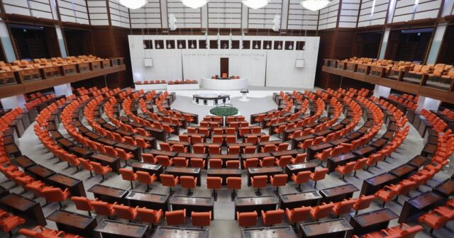 Türkiyə parlamentində 20 Yanvar şahidlərinin xatirəsi anılıb