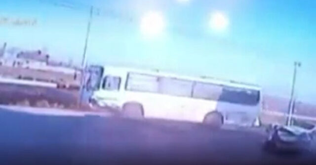 Bakıda dəhşətli avtobus qəzasının anbaan VİDEOSU