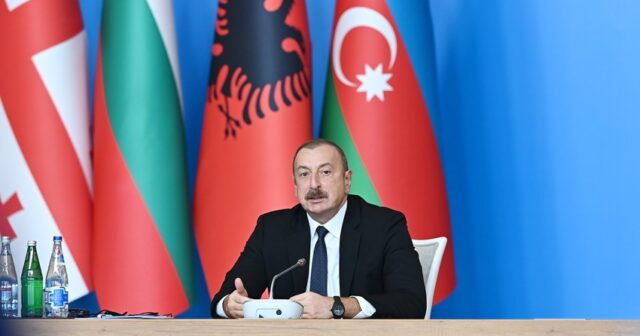 Prezident: “Biz gələcəyimizi birlikdə planlaşdırmalıyıq”