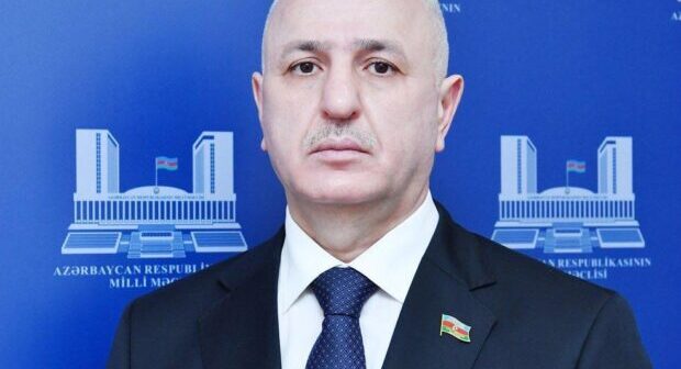Prezidentin müsahibə üçün məkan seçiminin özü də bir ismarıc idi