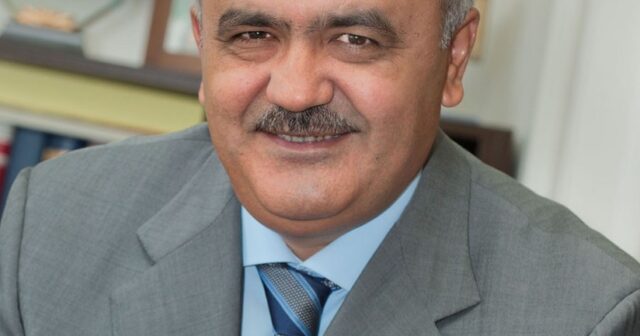 Rövnəq Abdullayev vəzifəsindən azad edildi