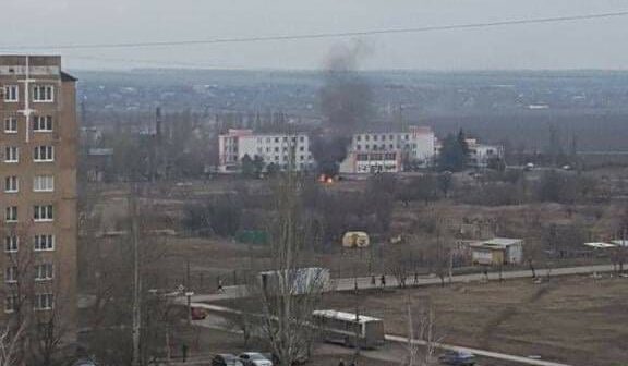 Donetskdə xəstəxana vuruldu: Ölənlər var