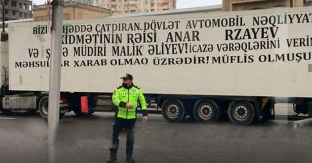 Bakıda yük maşınlarının yolu bağlamasına görə cinayət işi başlanılıb