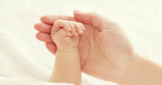 Azərbaycanda dəhşət: 15 yaşlı qız uşaq doğdu, hər ikisi öldü