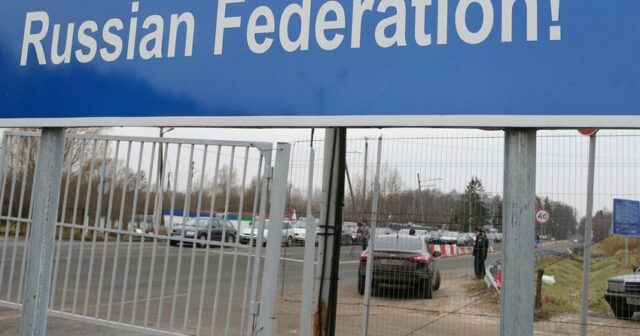 Polşa Rusiya ilə sərhəddə divar hörməyi planlaşdırır