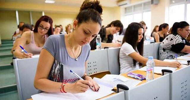 Azərbaycanda bu universitetin yarım milyondan çox borcu üzə çıxdı