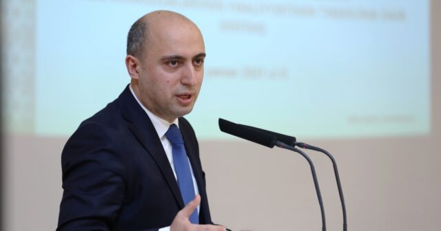 Emin Əmrullayev Ukraynada təhsil alan azərbaycanlıların durumundan danışıb