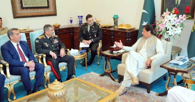 Pakistanın Baş naziri Azərbaycanın müdafiə nazirini qəbul edib