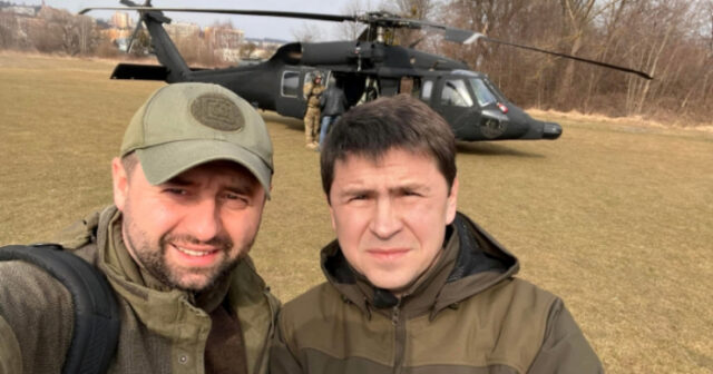 Ukrayna nümayəndə heyəti danışıqların aparılacağı yerə çatıb