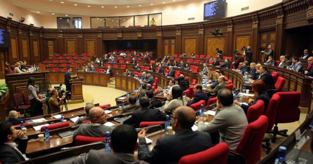 Ermənistan müxalifəti prezident seçkisini boykot edib