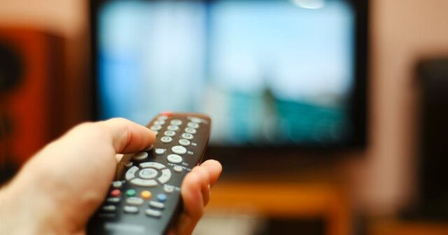 Dil qüsurları ilə bağlı televiziyalarda aparılan monitorinqlərin nəticələri açıqlandı