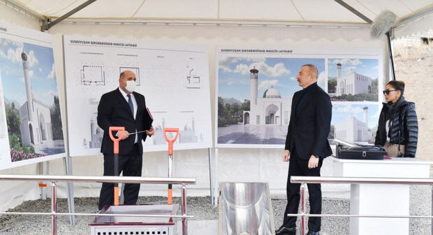 Suqovuşanda ikimərtəbəli yeni məscidin təməli qoyulub – FOTO
