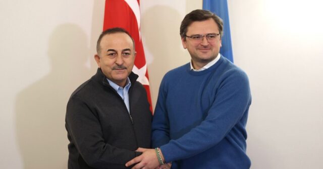Türkiyə və Ukrayna XİN başçıları telefonla danışıb